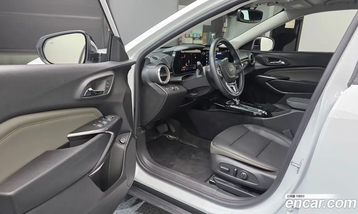 Chevrolet Trax 2024 1.2 автомат (гидро), фото 13