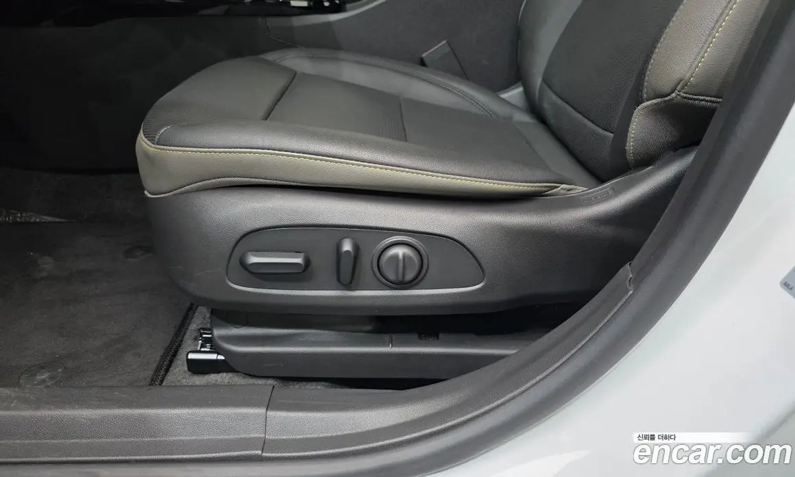 Chevrolet Trax 2024 1.2 автомат (гидро), фото 16