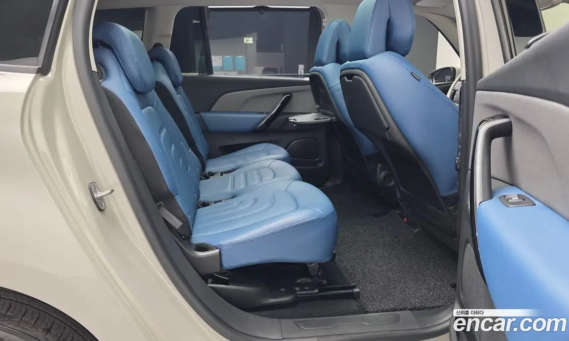 Citroen C4 Spacetourer 2019 1.5 автомат (гидро), фото 18