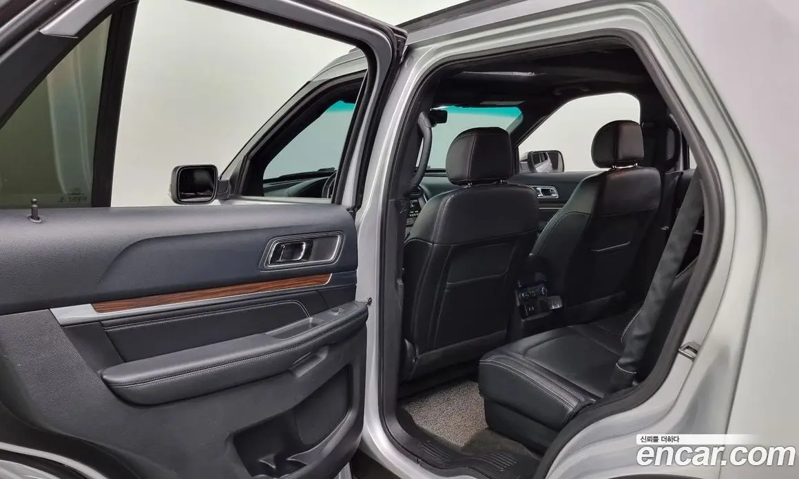 Ford Explorer 2016 2.3 автомат (гидро), фото 17