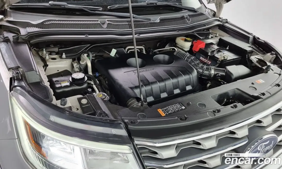 Ford Explorer 2016 2.3 автомат (гидро), фото 6