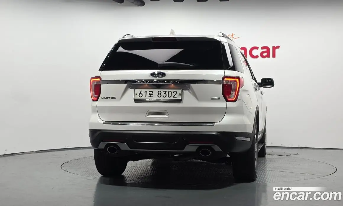 Ford Explorer 2018 2.3 автомат (гидро), фото 3