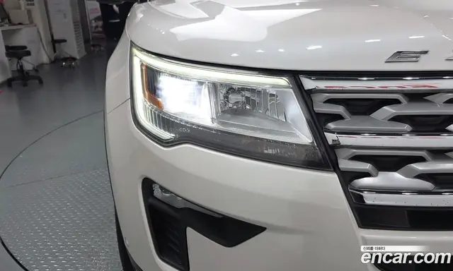 Ford Explorer 2018 2.3 автомат (гидро), миниатюра 7