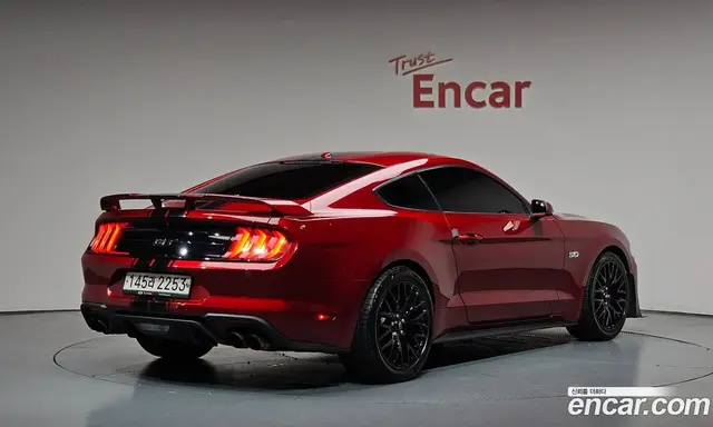 Ford Mustang, 2019, 82 153 км