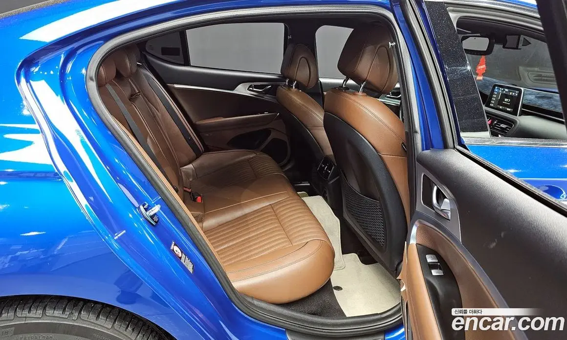 Genesis G70 2018 2.0 автомат (гидро), фото 17 Genesis G70 2018 2.0 автомат (гидро), фото 17