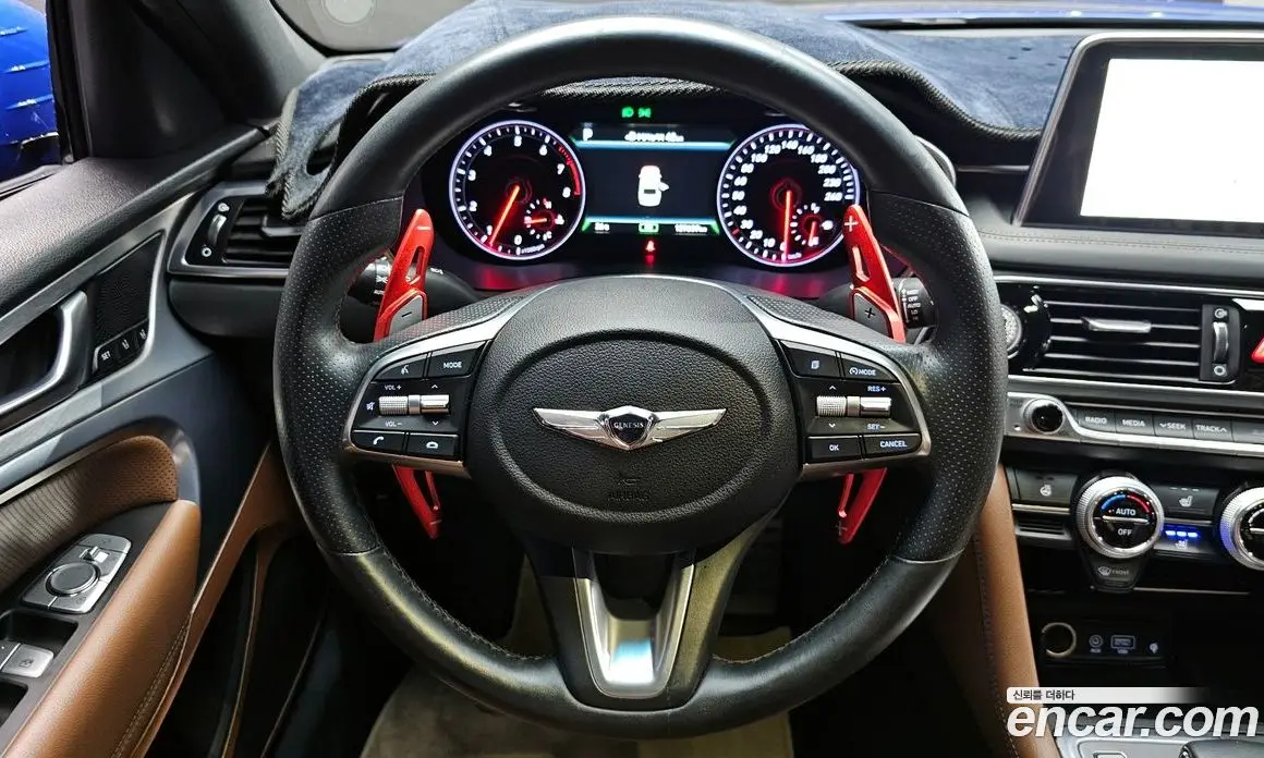 Genesis G70 2018 2.0 автомат (гидро), фото 18 Genesis G70 2018 2.0 автомат (гидро), фото 18