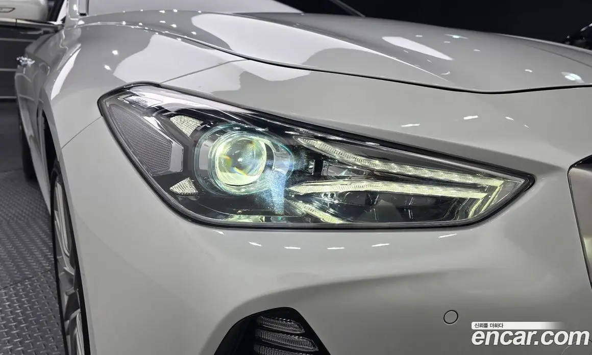 Genesis G70 2019 2.0 автомат (гидро), фото 7 Genesis G70 2019 2.0 автомат (гидро), фото 7