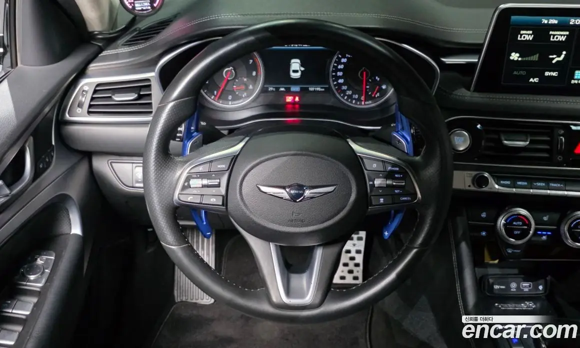 Genesis G70 2019 2.0 автомат (гидро), фото 18 Genesis G70 2019 2.0 автомат (гидро), фото 18