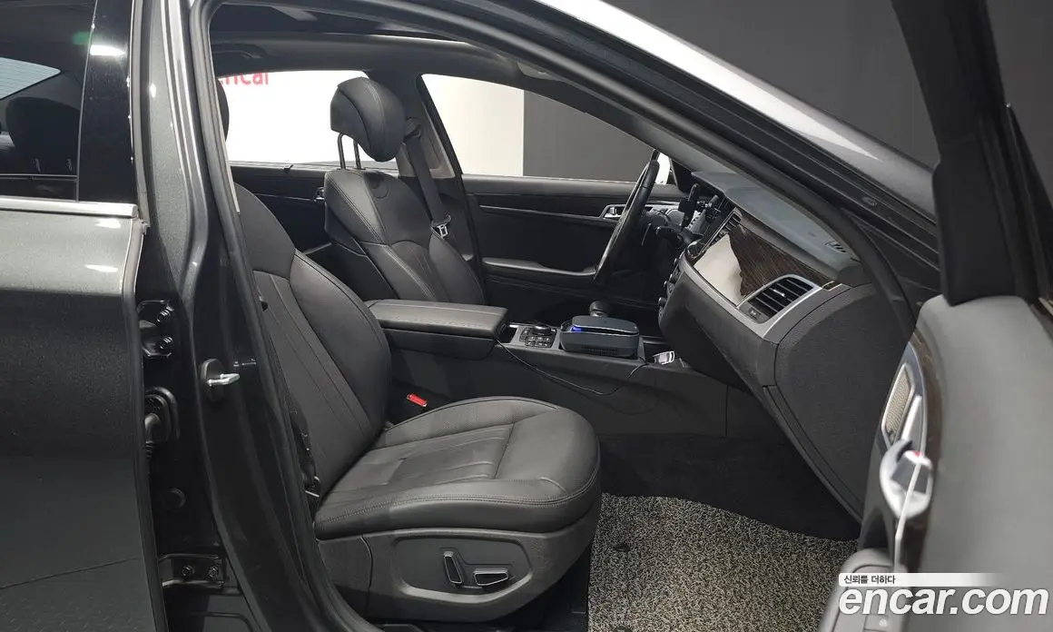 Genesis G80 2018 3.3 автомат (гидро), фото 12 Genesis G80 2018 3.3 автомат (гидро), фото 12