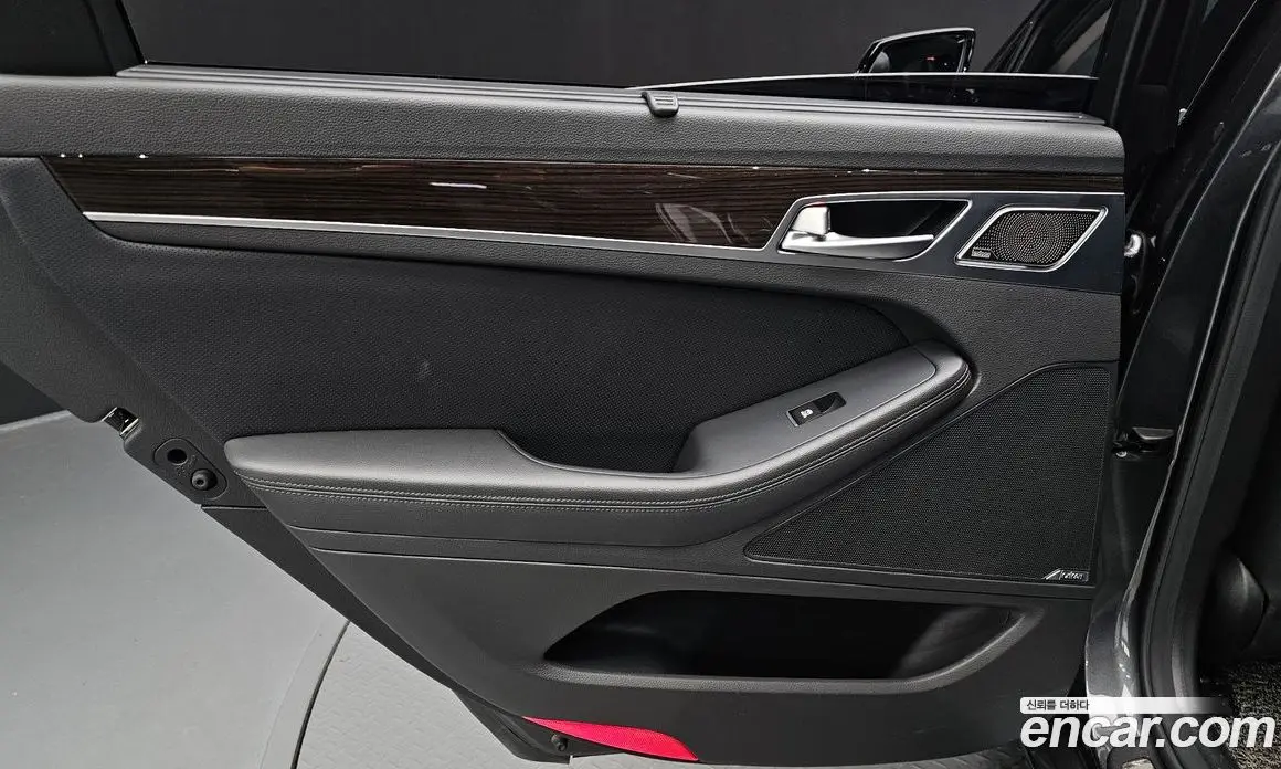 Genesis G80 2018 3.3 автомат (гидро), фото 14 Genesis G80 2018 3.3 автомат (гидро), фото 14