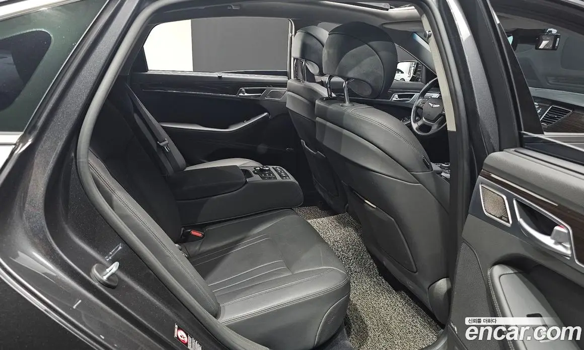 Genesis G80 2018 3.3 автомат (гидро), фото 15 Genesis G80 2018 3.3 автомат (гидро), фото 15