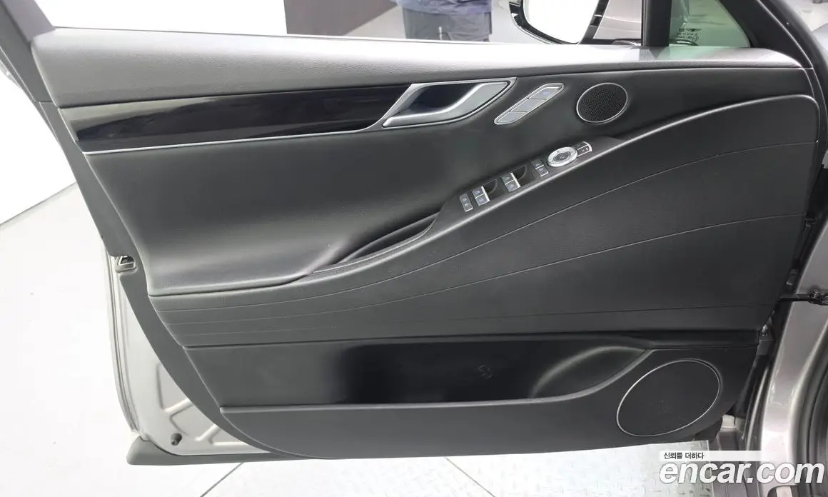 Genesis G80 2023 2.5 автомат (гидро), фото 14