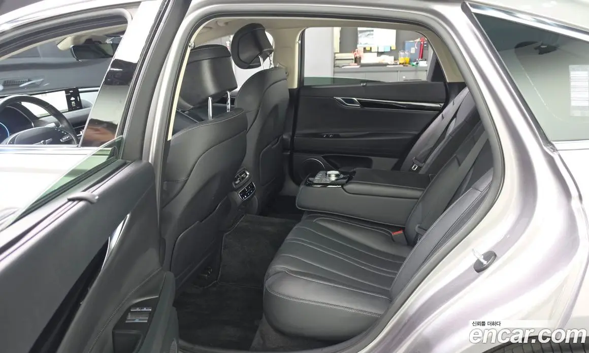Genesis G80 2023 2.5 автомат (гидро), фото 17