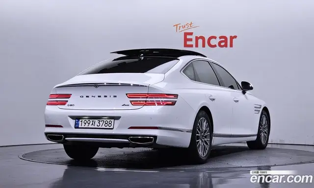 Genesis G80, 2023, 61 489 км