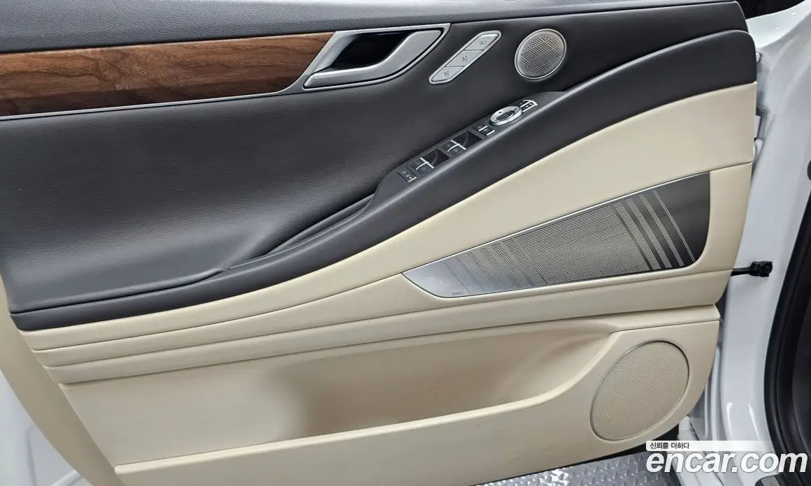 Genesis G80 2023 2.5 автомат (гидро), фото 13