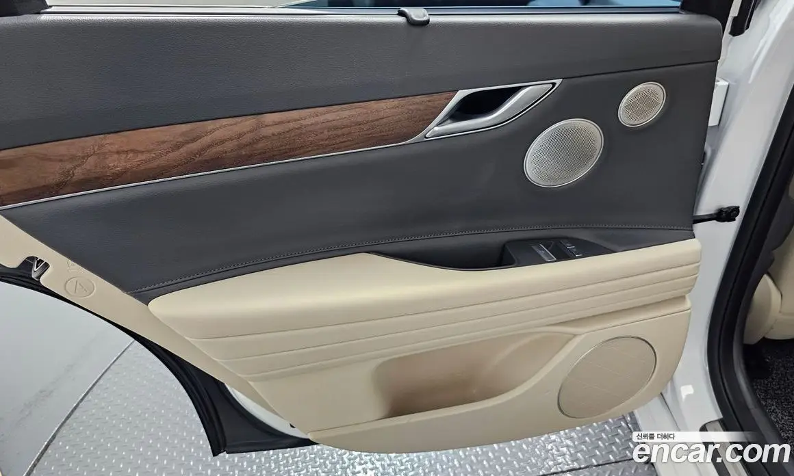 Genesis G80 2023 2.5 автомат (гидро), фото 14