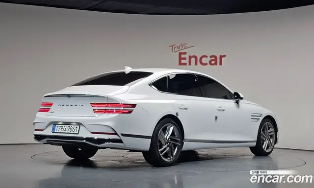 Genesis G80, 2024, 8 889 км