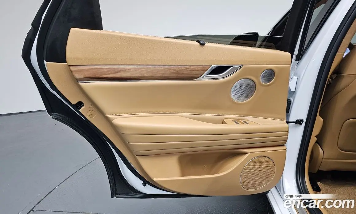 Genesis G80 2024 2.5 автомат (гидро), фото 14