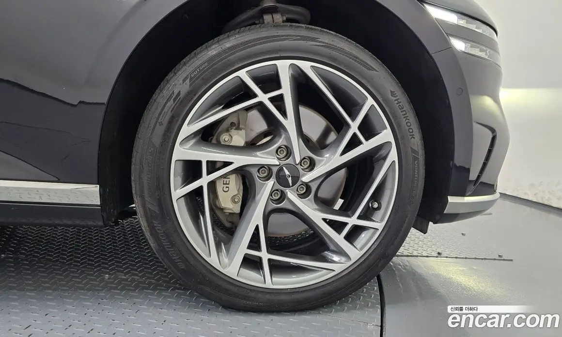 Genesis G90 2022 3.5 автомат (гидро), фото 7 Genesis G90 2022 3.5 автомат (гидро), фото 7