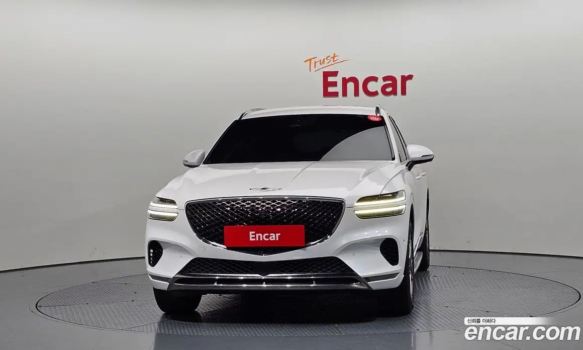 Genesis GV70 2021 2.5 автомат (гидро), фото 3 Genesis GV70 2021 2.5 автомат (гидро), фото 3