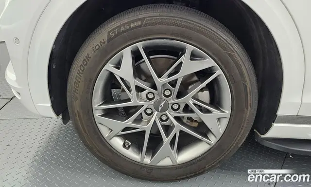 Genesis GV70 2021 2.5 автомат (гидро), миниатюра 5 Genesis GV70 2021 2.5 автомат (гидро), миниатюра 5