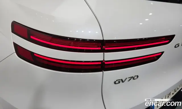 Genesis GV70 2021 2.5 автомат (гидро), миниатюра 9 Genesis GV70 2021 2.5 автомат (гидро), миниатюра 9