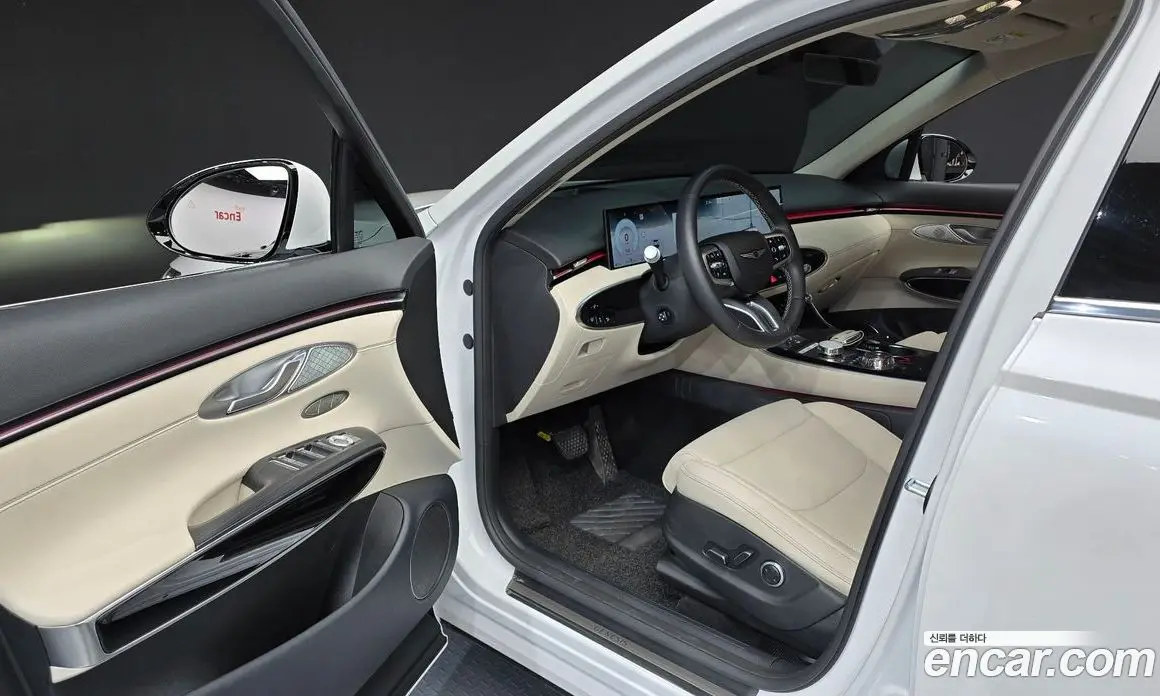 Genesis GV70 2024 2.5 автомат (гидро), фото 13 Genesis GV70 2024 2.5 автомат (гидро), фото 13