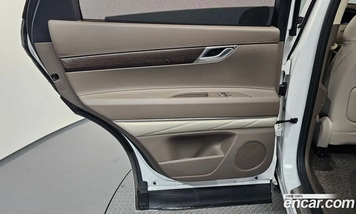 Genesis GV80 2022 2.5 автомат (гидро), фото 15