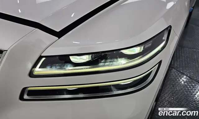 Genesis GV80 2022 2.5 автомат (гидро), миниатюра 8