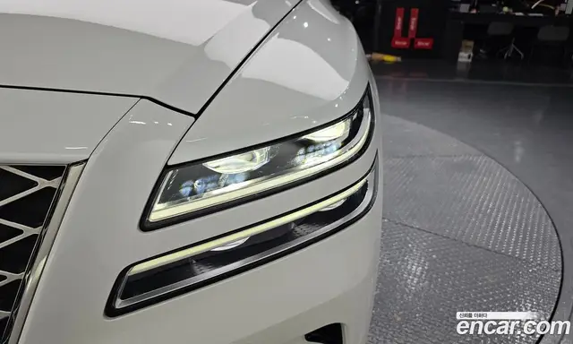 Genesis GV80 2023 2.5 автомат (гидро), миниатюра 8