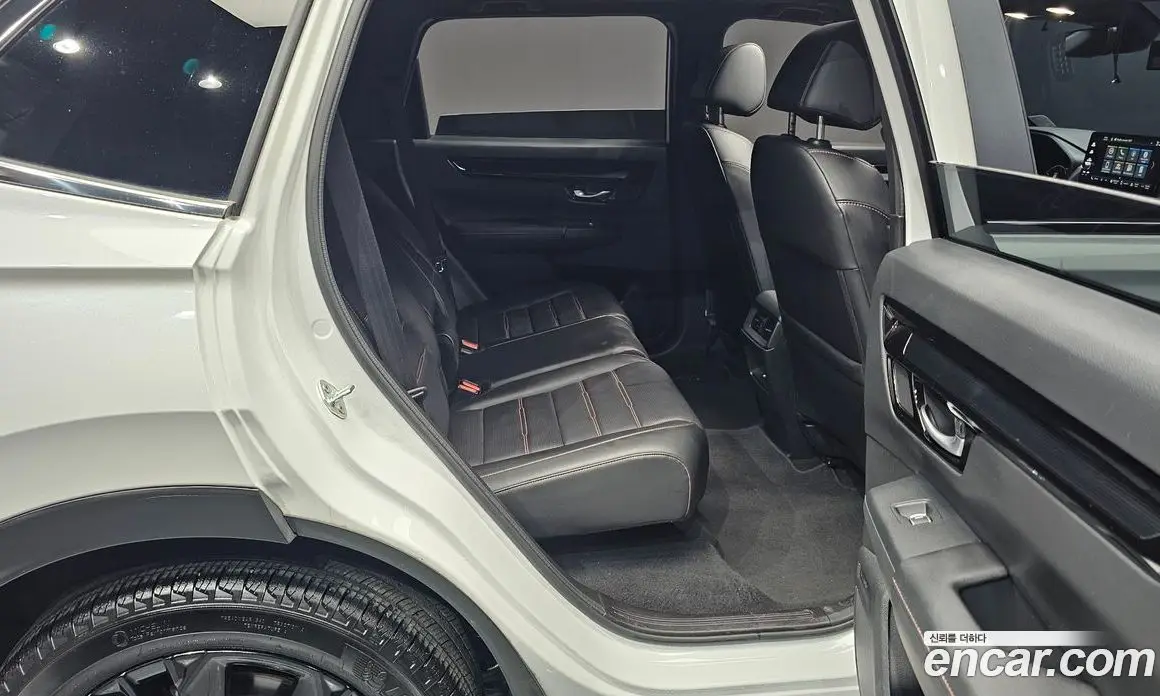 Honda CR-V 2024 2.0 автомат (гидро), фото 17
