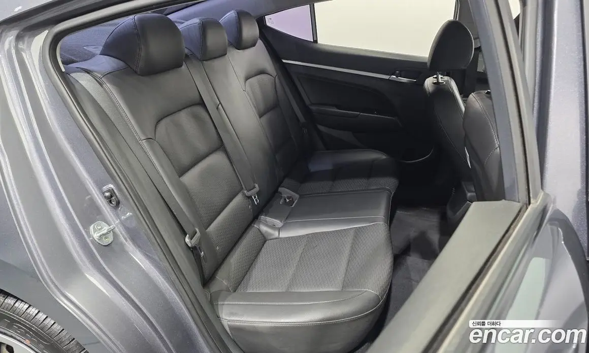 Hyundai Avante 2019 1.6 автомат (гидро), фото 16 Hyundai Avante 2019 1.6 автомат (гидро), фото 16