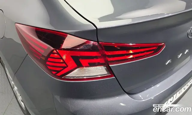 Hyundai Avante 2019 1.6 автомат (гидро), миниатюра 9 Hyundai Avante 2019 1.6 автомат (гидро), миниатюра 9