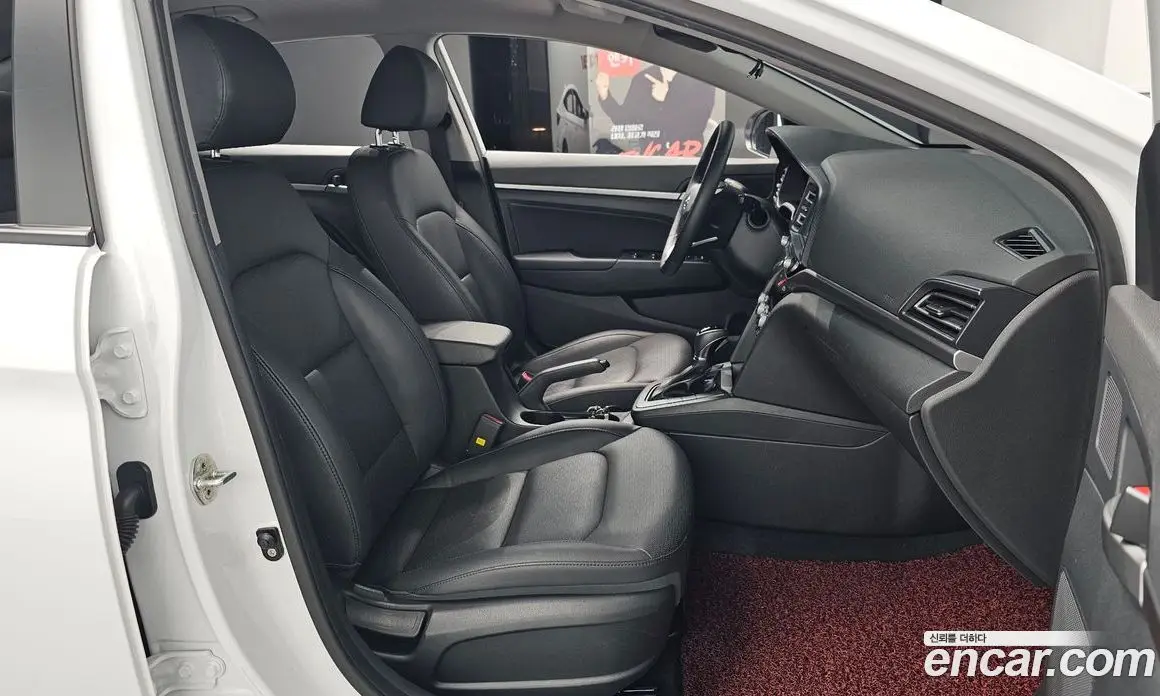 Hyundai Avante 2019 1.6 автомат (гидро), фото 15