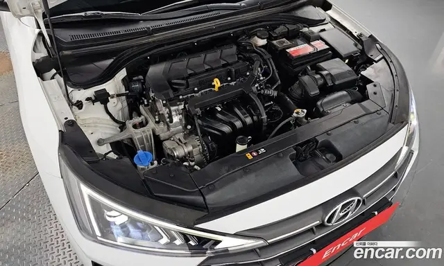 Hyundai Avante 2019 1.6 автомат (гидро), миниатюра 5