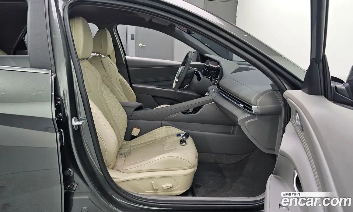 Hyundai Avante 2022 1.6 автомат (гидро), фото 16 Hyundai Avante 2022 1.6 автомат (гидро), фото 16
