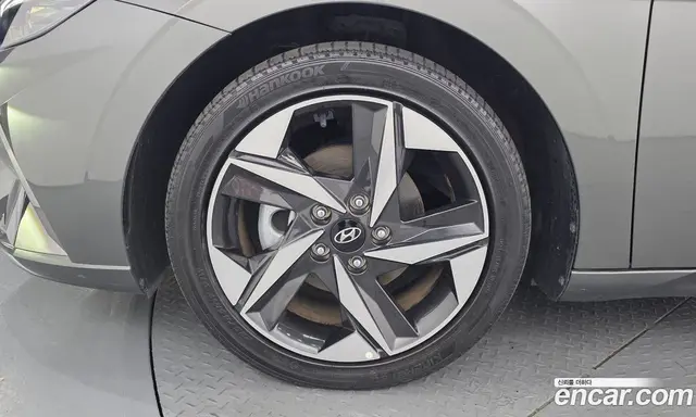 Hyundai Avante 2022 1.6 автомат (гидро), миниатюра 5
