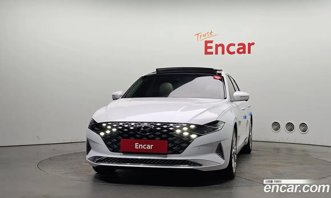 Hyundai Grandeur 2021 3.3 автомат (гидро), фото 3