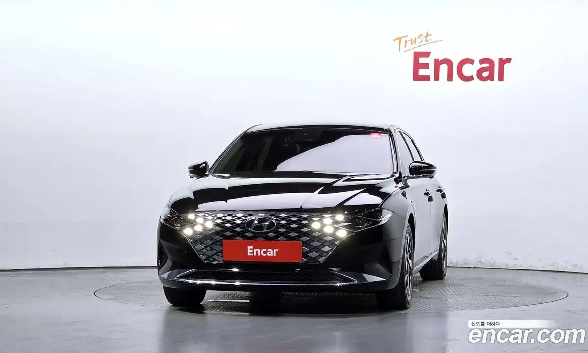 Hyundai Grandeur 2022 2.4 автомат (гидро), фото 3 Hyundai Grandeur 2022 2.4 автомат (гидро), фото 3
