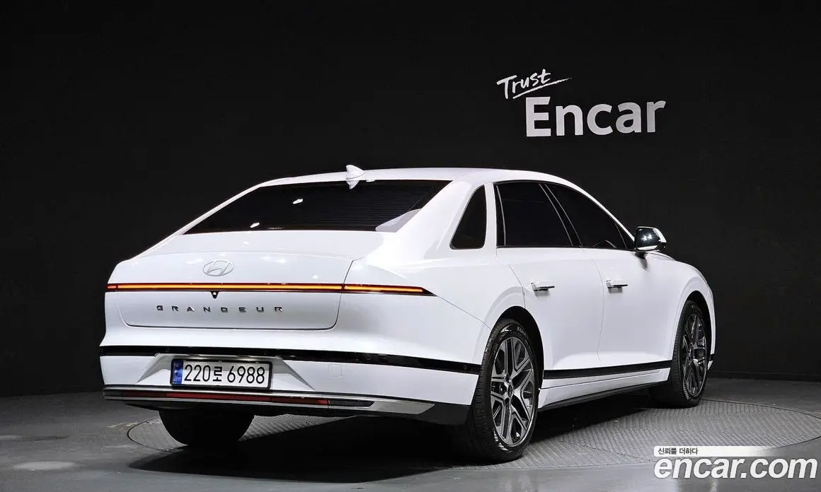 Hyundai Grandeur 2023 2.5 автомат (гидро), фото 2 Hyundai Grandeur 2023 2.5 автомат (гидро), фото 2