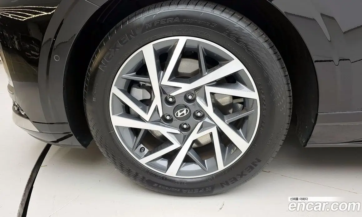 Hyundai Grandeur 2023 3.5 автомат (гидро), фото 5