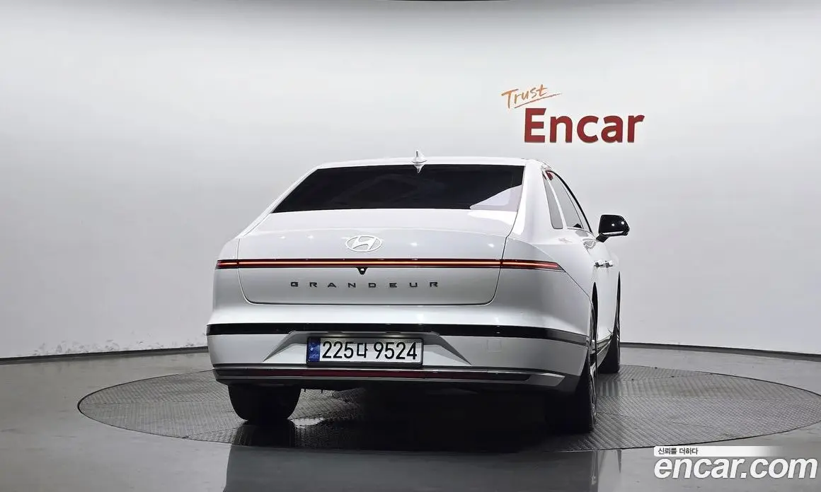 Hyundai Grandeur 2024 3.5 автомат (гидро), фото 3
