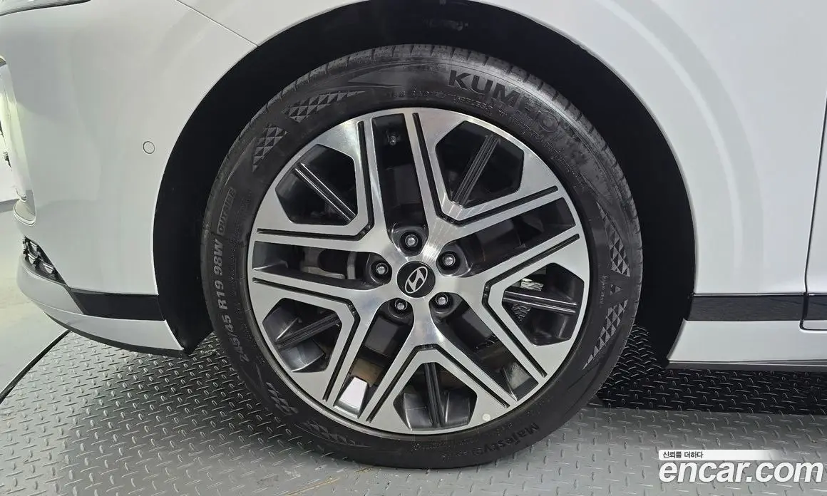 Hyundai Grandeur 2024 3.5 автомат (гидро), фото 4