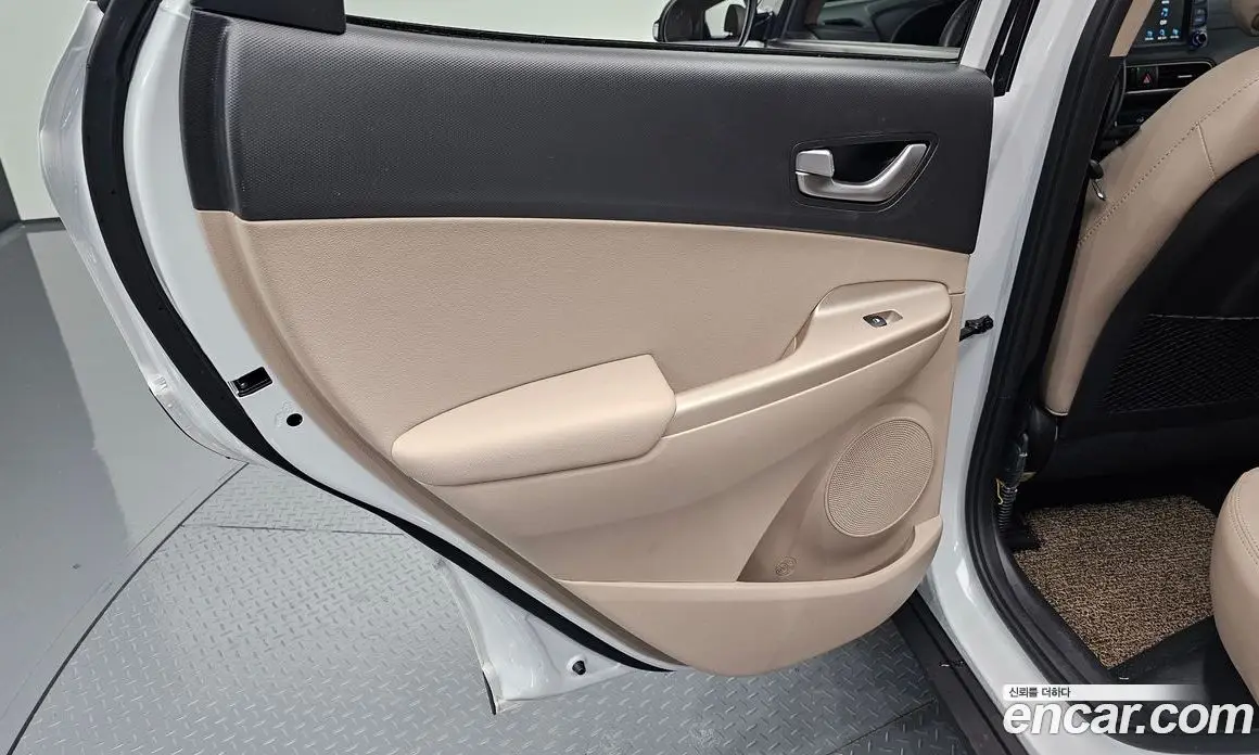 Hyundai Kona 2019 1.6 автомат (гидро), фото 14 Hyundai Kona 2019 1.6 автомат (гидро), фото 14
