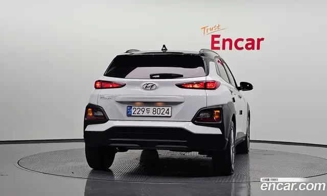 Hyundai Kona 2019 1.6 автомат (гидро), миниатюра 3 Hyundai Kona 2019 1.6 автомат (гидро), миниатюра 3