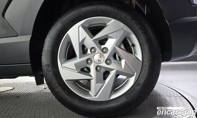 Hyundai Kona 2024 2.0 автомат (гидро), миниатюра 6