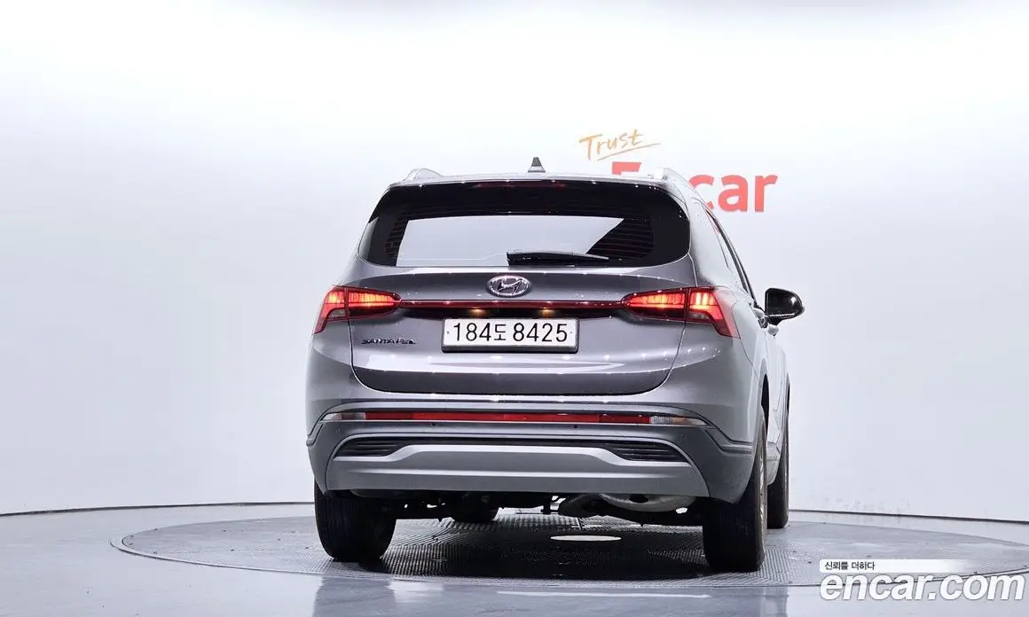 Hyundai Santa Fe 2022 2.2 автомат (гидро), фото 4 Hyundai Santa Fe 2022 2.2 автомат (гидро), фото 4