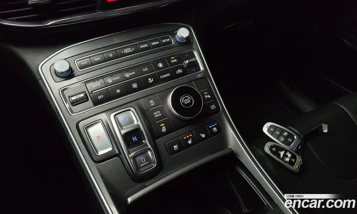 Hyundai Santa Fe 2022 2.2 автомат (гидро), фото 12
