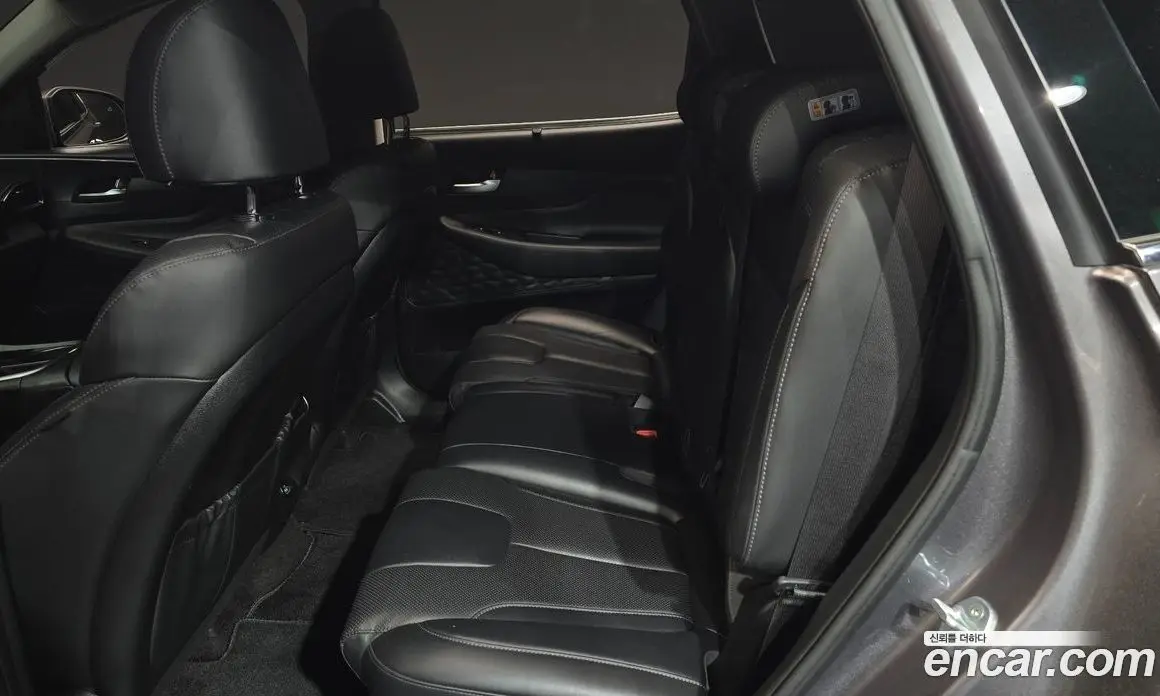 Hyundai Santa Fe 2022 2.2 автомат (гидро), фото 17