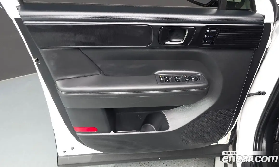 Hyundai Santa Fe 2023 2.5 автомат (гидро), фото 14